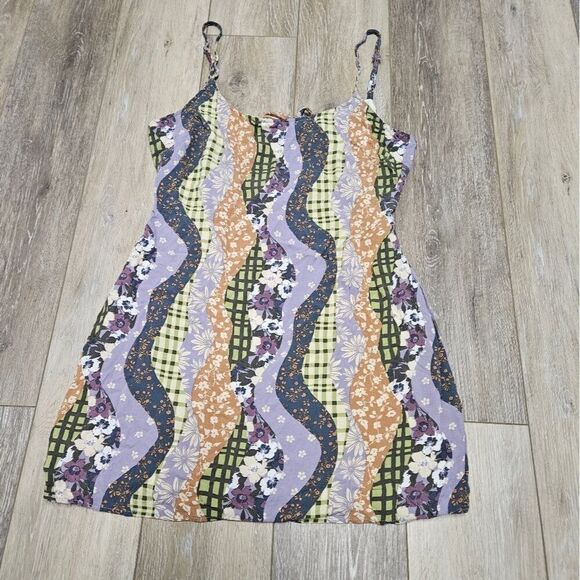 Pacsun L.A. Hearts Patchwork Style Mini Dress Multicolor Floral Woman’s Small - Picture 1 of 8